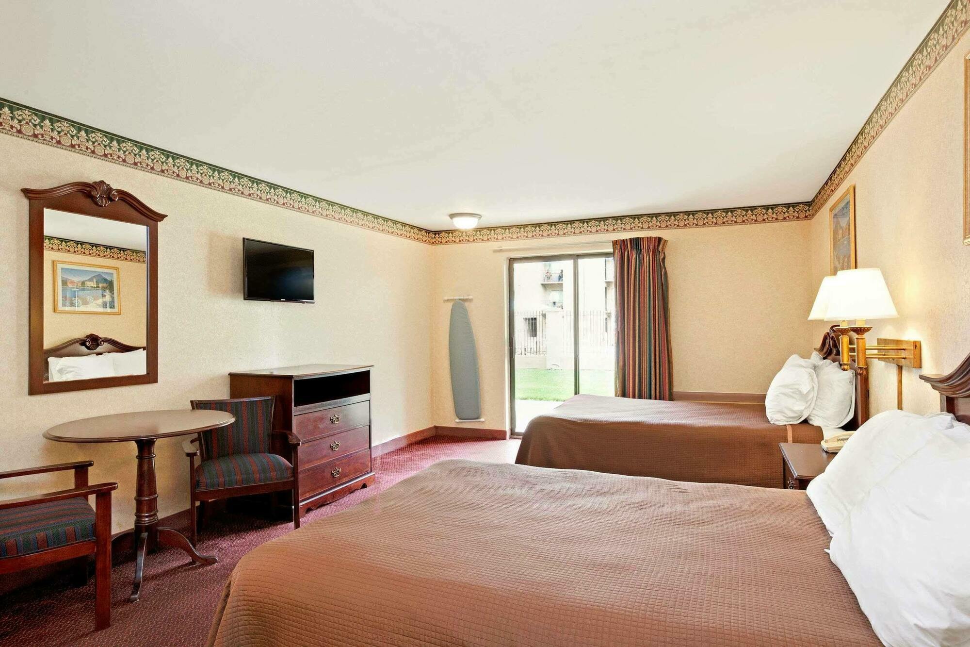 Howard Johnson By Wyndham Blackwood Near Philadelphia Екстер'єр фото